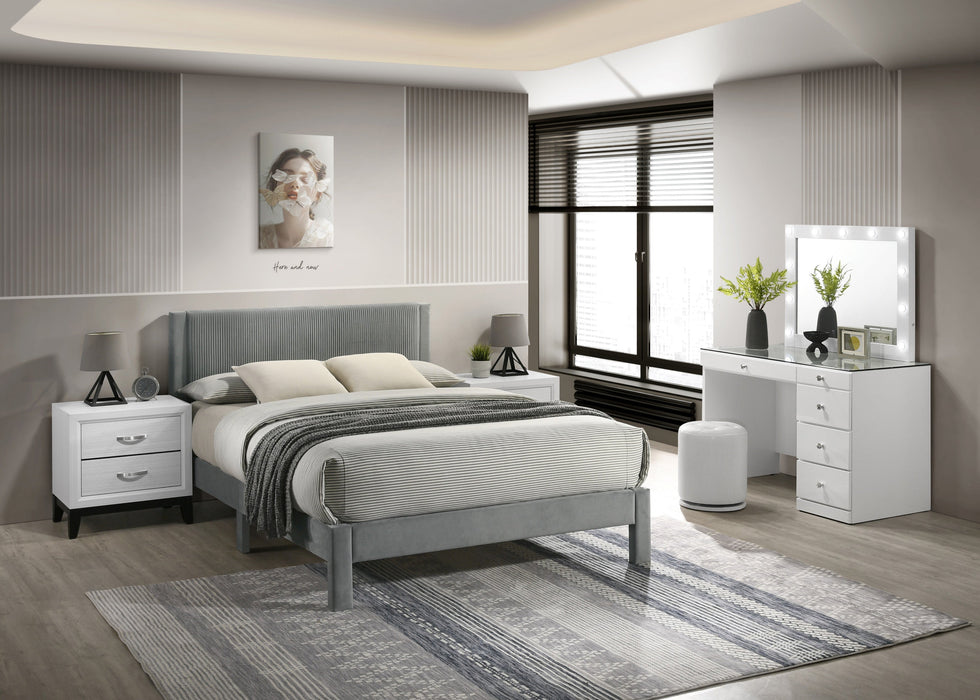 Lucia Light Gray Full Platform Bed