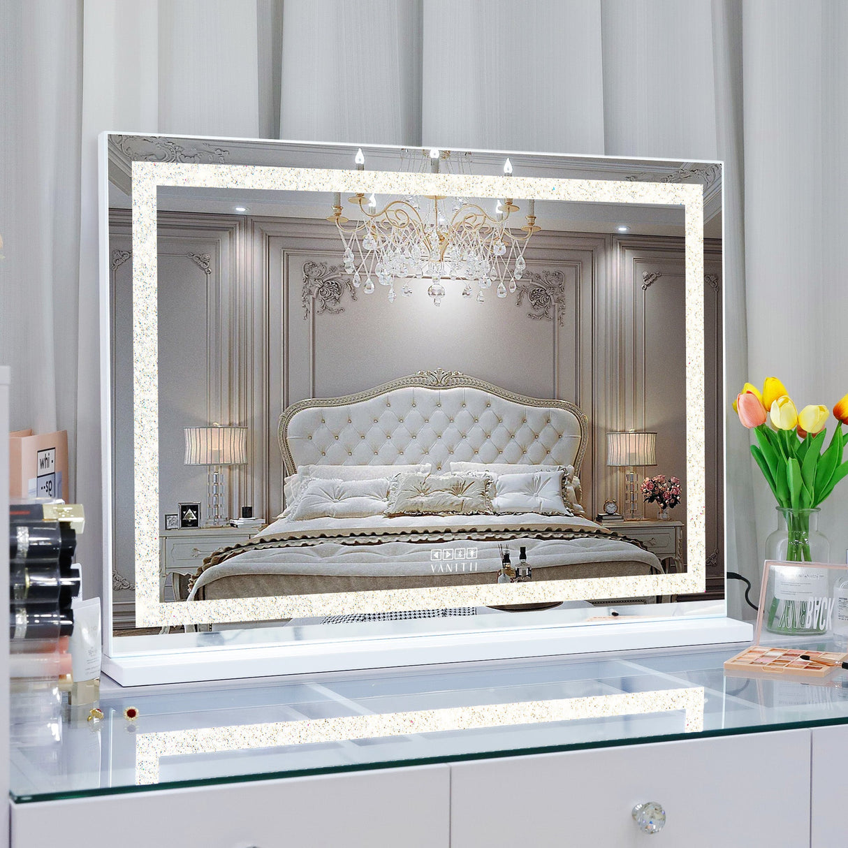 VANITII Hollywood led strip Music Mirror