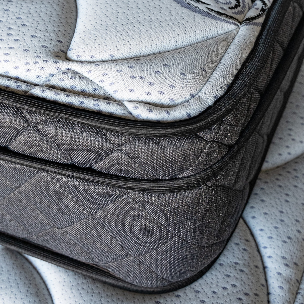 Cozy Euro Top Mattress 9.5 Inches - Premium Foam Encased Design