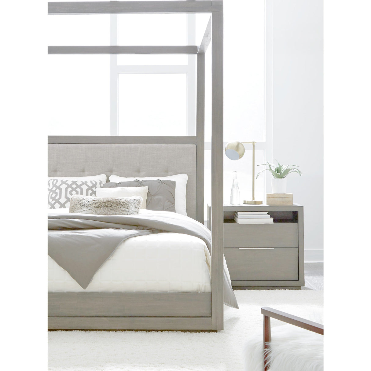 Oxford Upholstered Canopy Bed in Mineral