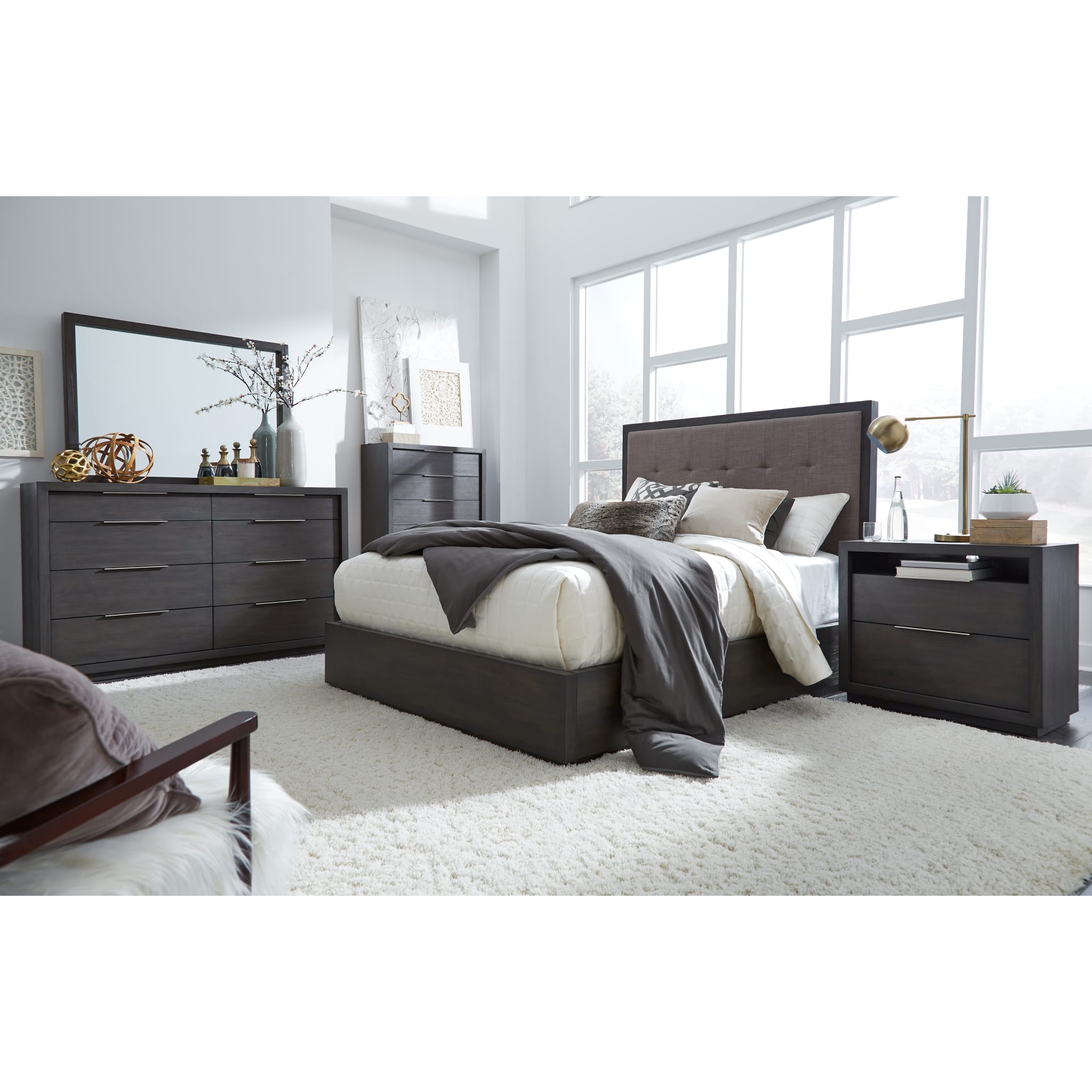 Oxford Upholstered Platform Bed in Dolphin