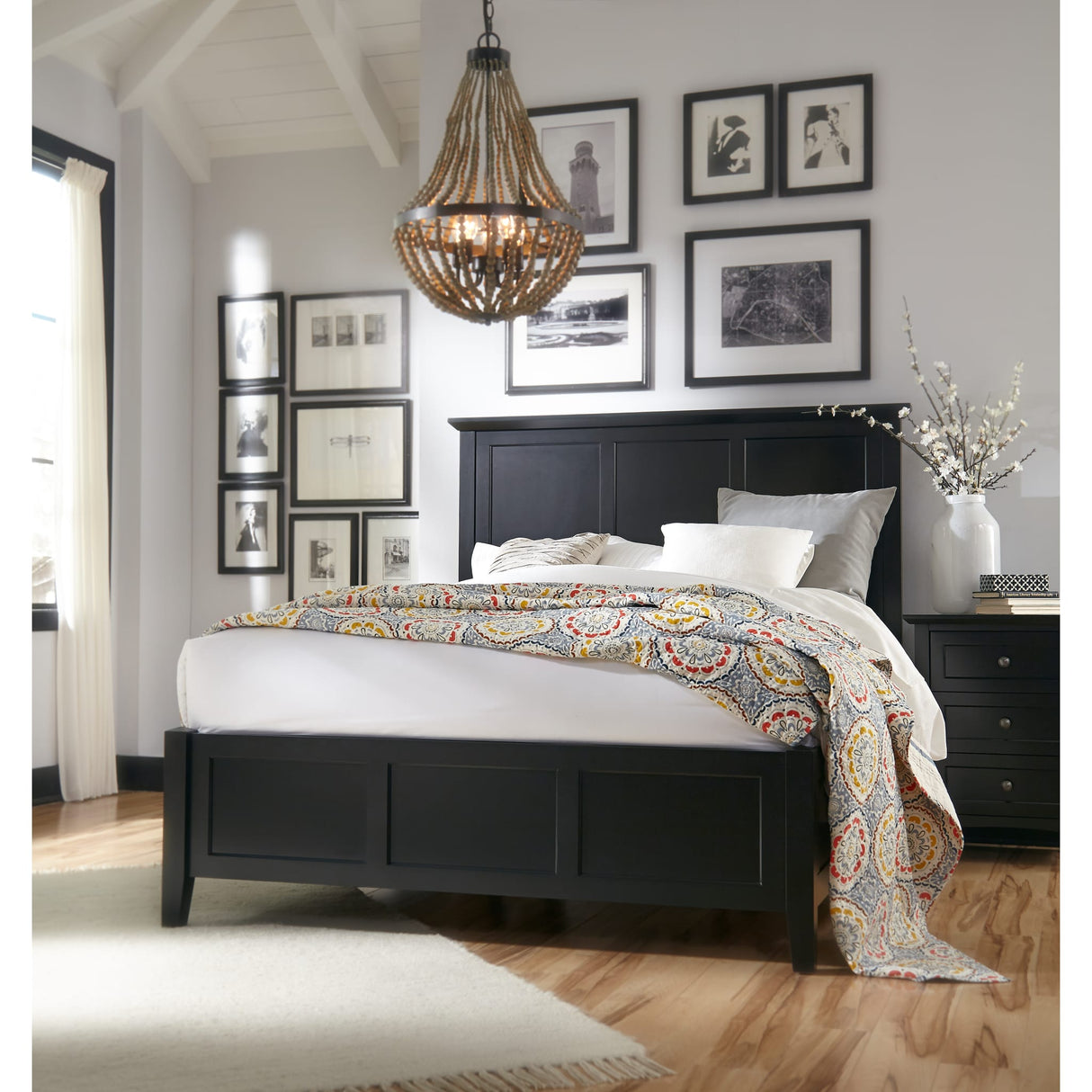 Paragon Wood Panel Bed in Black