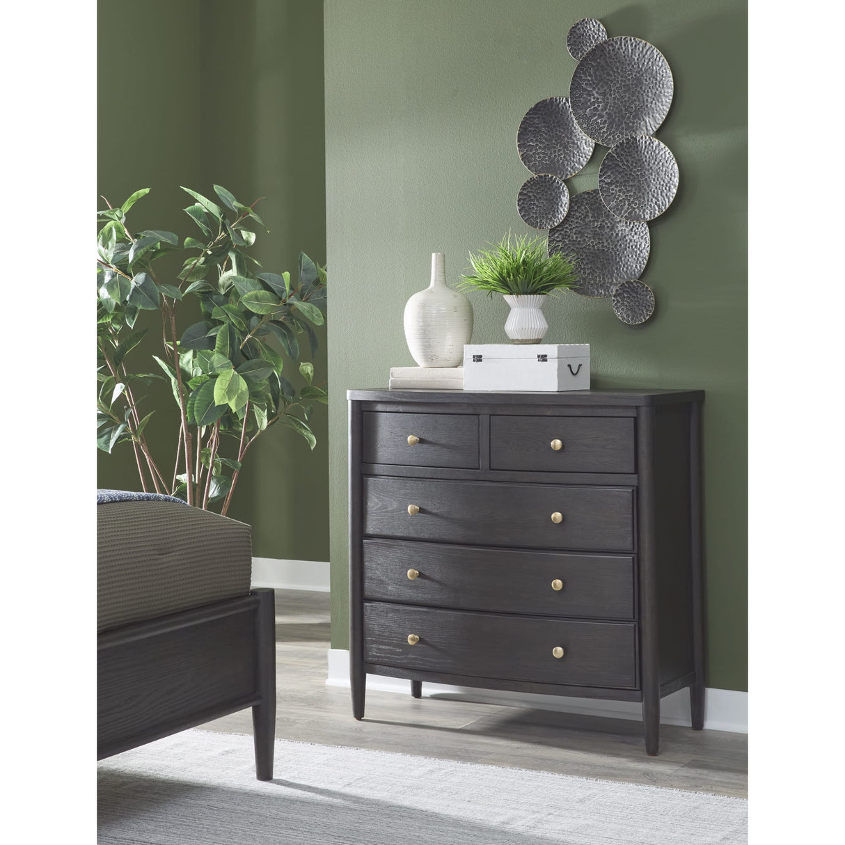 Rockport Five Drawer Small Chest in Yin