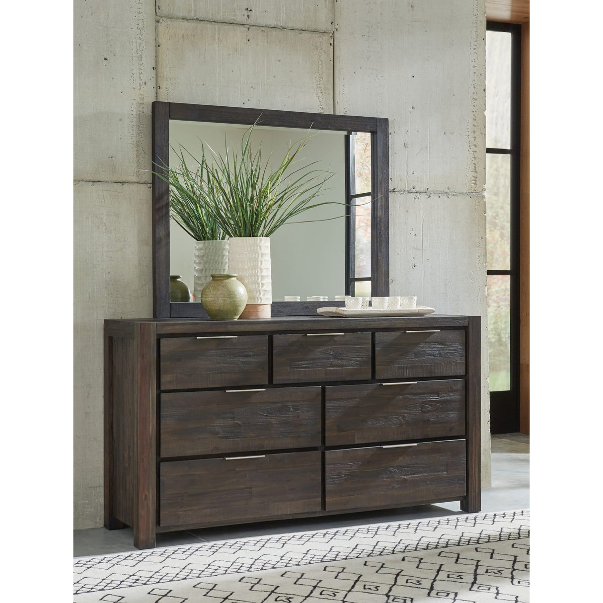 Savanna Seven Drawer Solid Wood Dresser in Coffee Bean (2024)