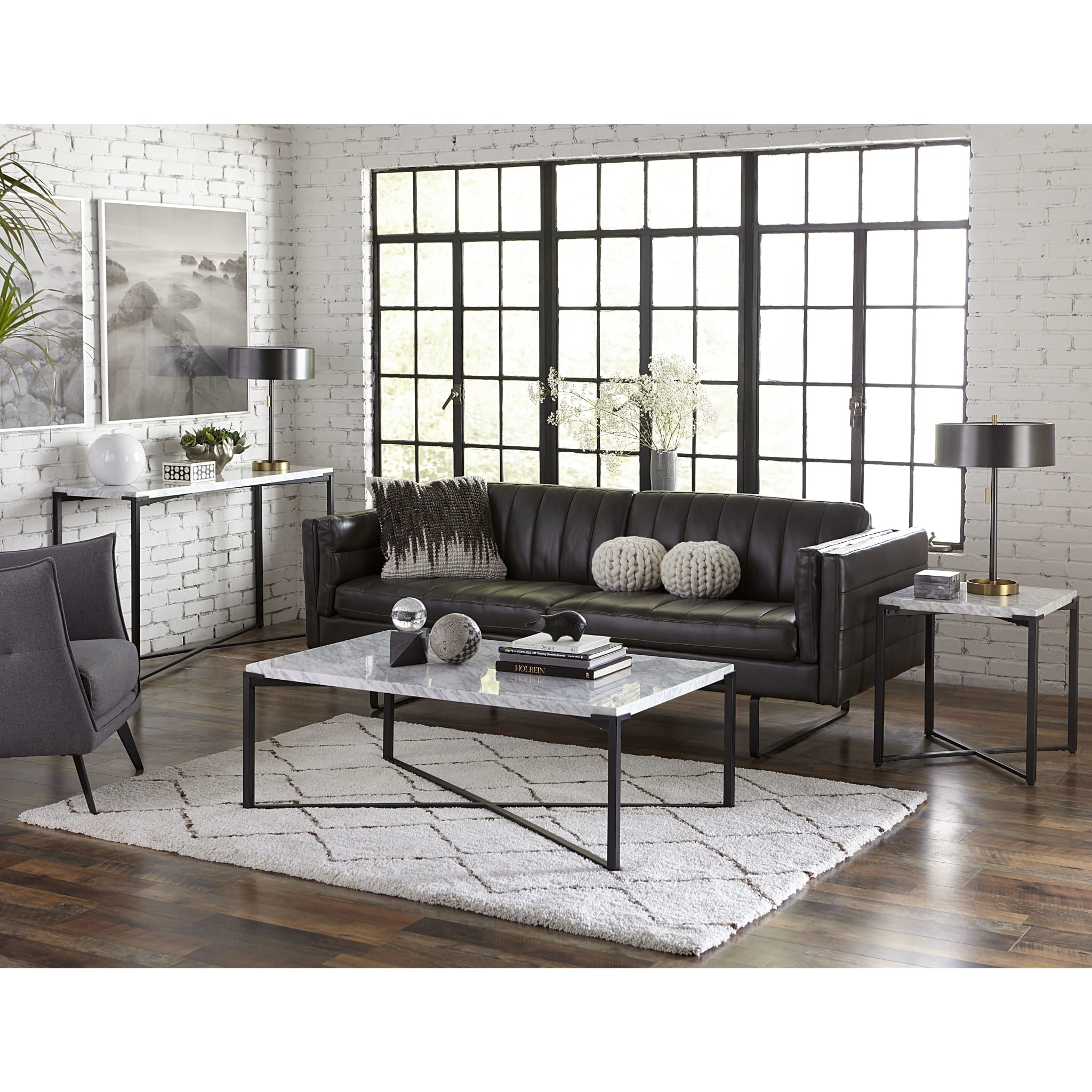 Saxon End Table in Matte Black