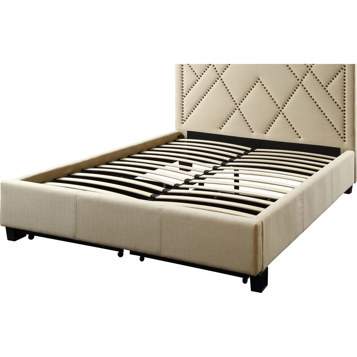 Vienne Nailhead Upholstered Platform Storage Bed in Powder