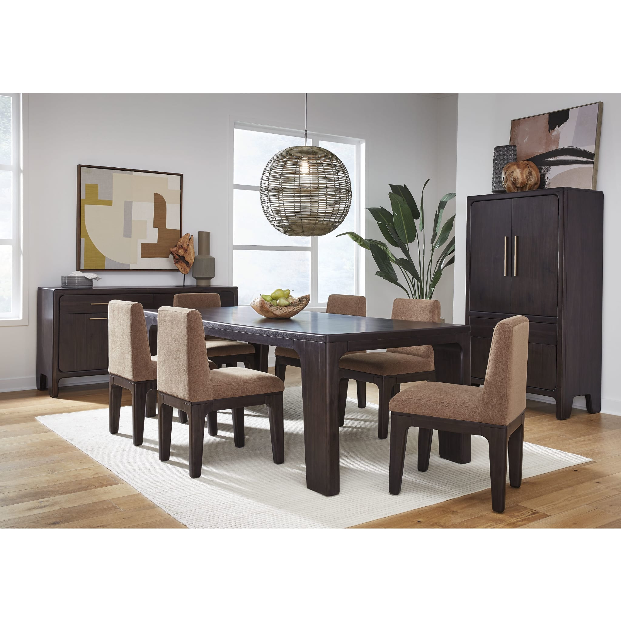 Zamba Extendable Acacia Wood Dining Table in Jaguar