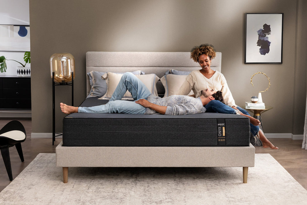 Onyx Max Hybrid Firm Mattress