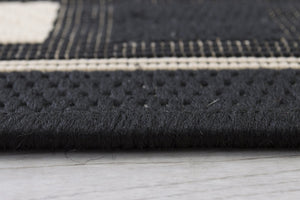 Bahamas 672 Black Rug