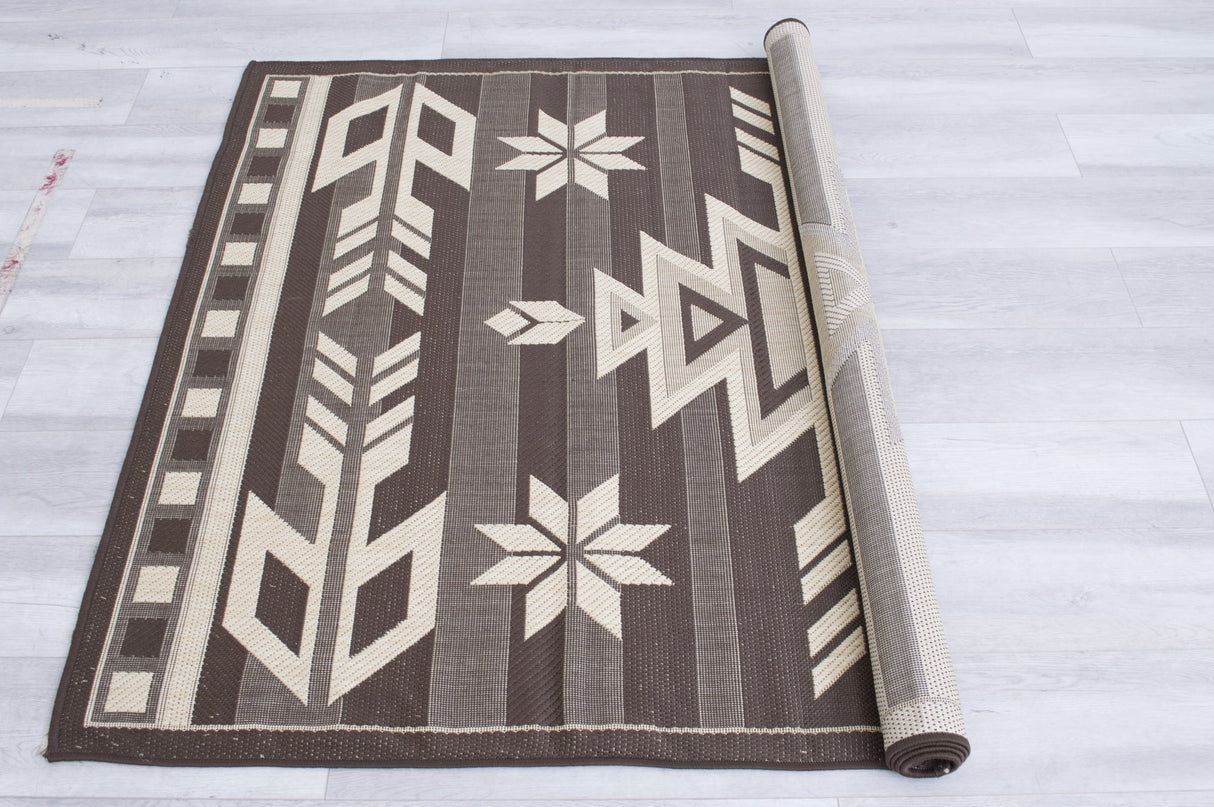 Bahamas 672 Chocolate Rug