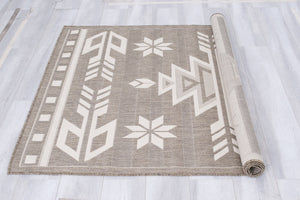 Bahamas 672 Mocha Rug