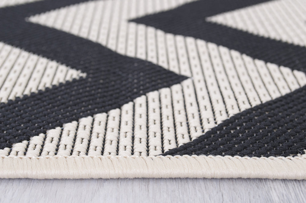 Bahamas 674 Black Rug