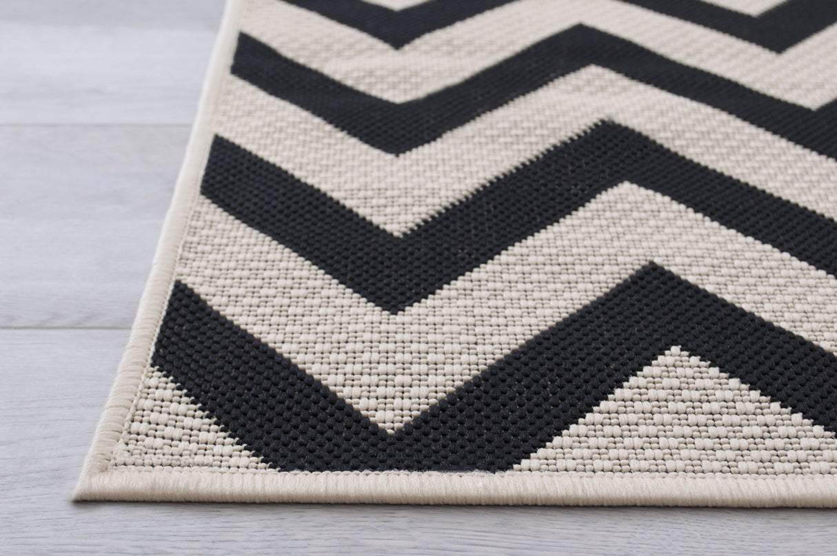 Bahamas 674 Black Rug