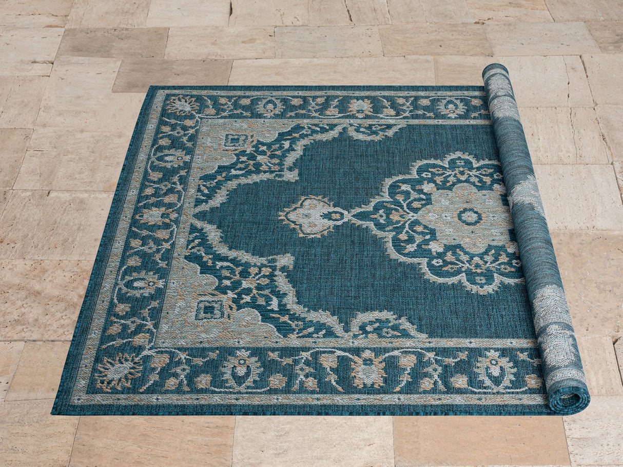 Coastal 672 Turquoise Rug