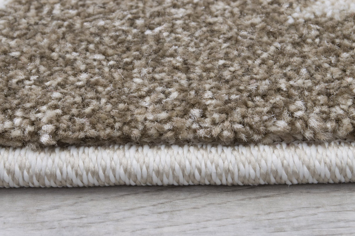 Hollywood 288 Ivory Rug