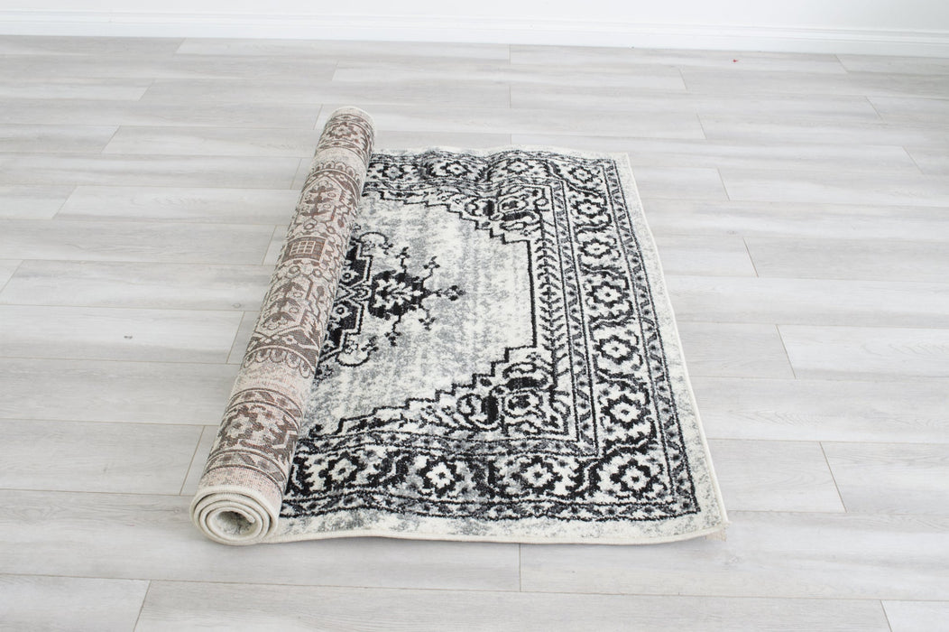 American cover design / Persian weavers Ibiza 180 Bone Rug