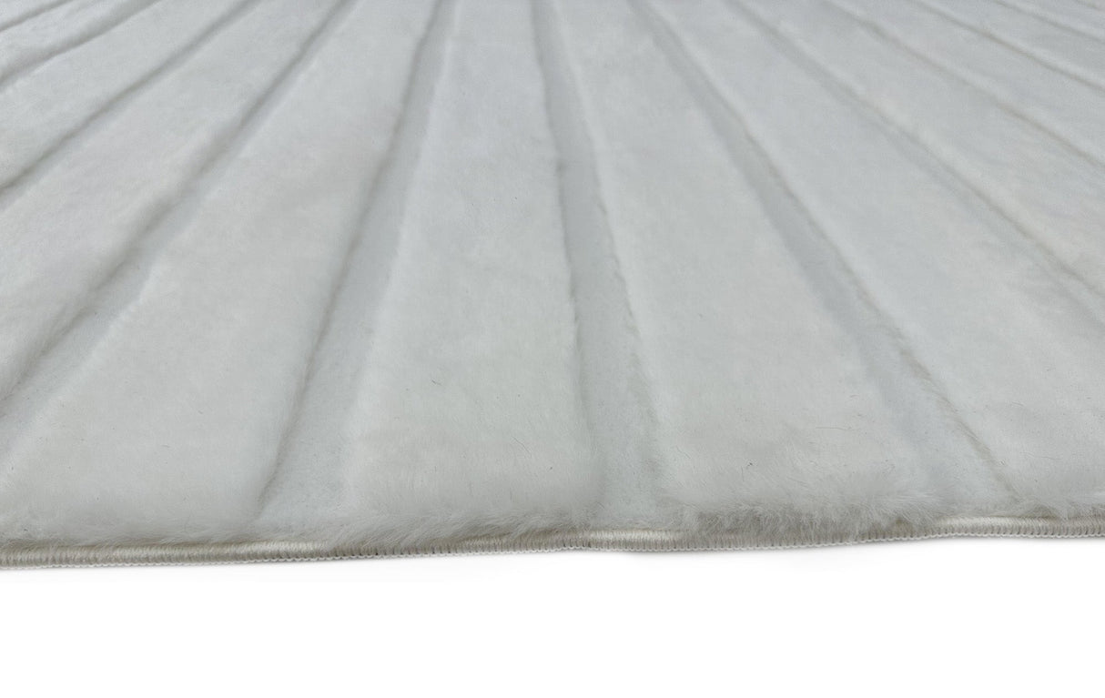 Bunny 52 Sculpted Snow Rug