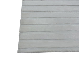 Bunny 52 Sculpted Snow Rug