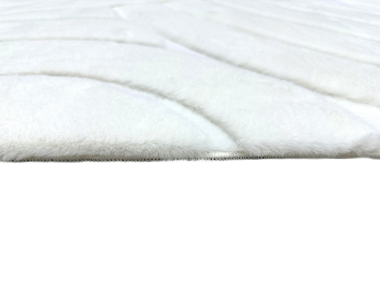 Bunny 54 Sculpted Snow Rug