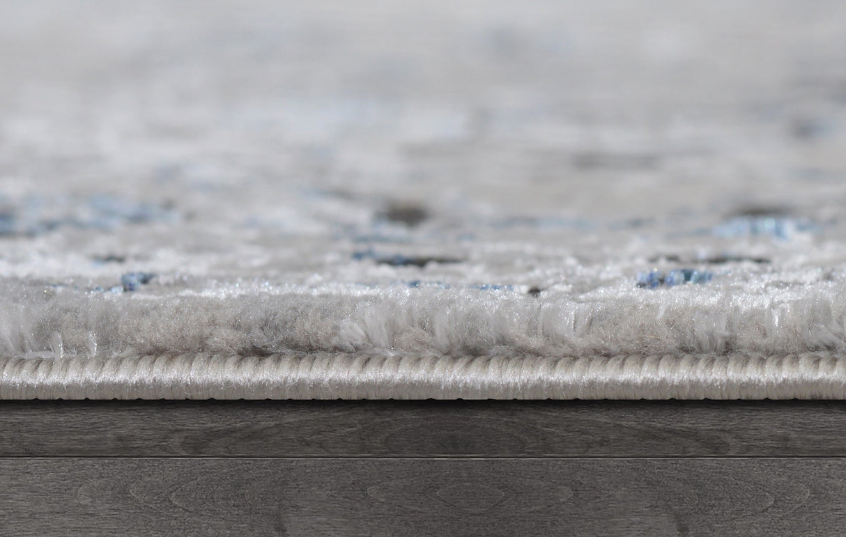 Talia 774 Glacier Rug